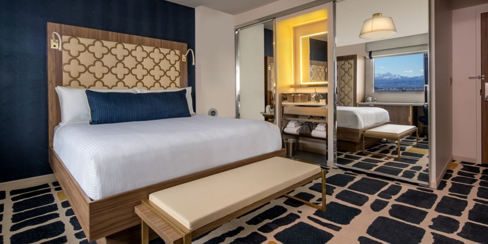 Blanca Jr Suite showing a bed