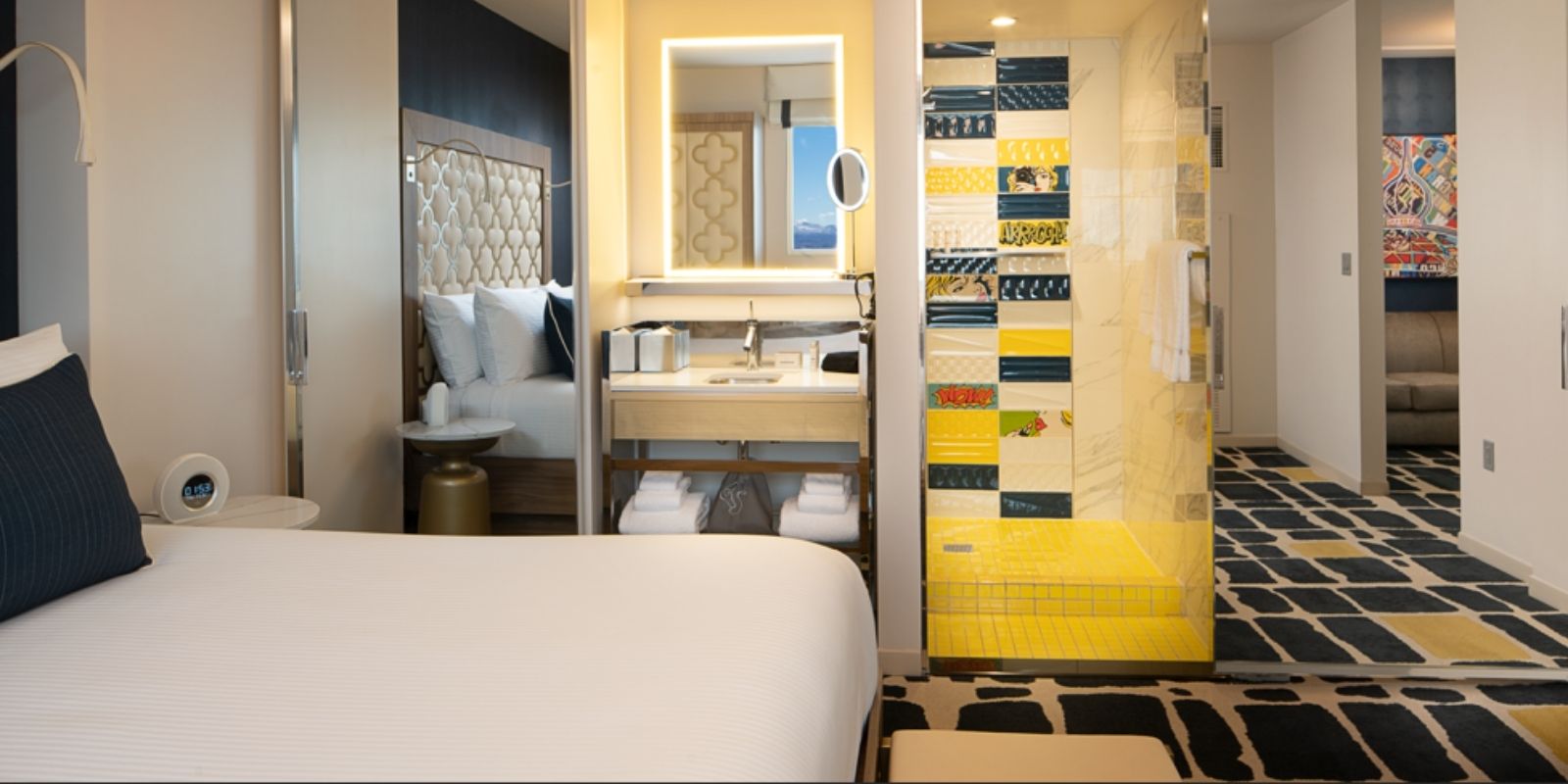 Blanca Jr Suite showing a bed