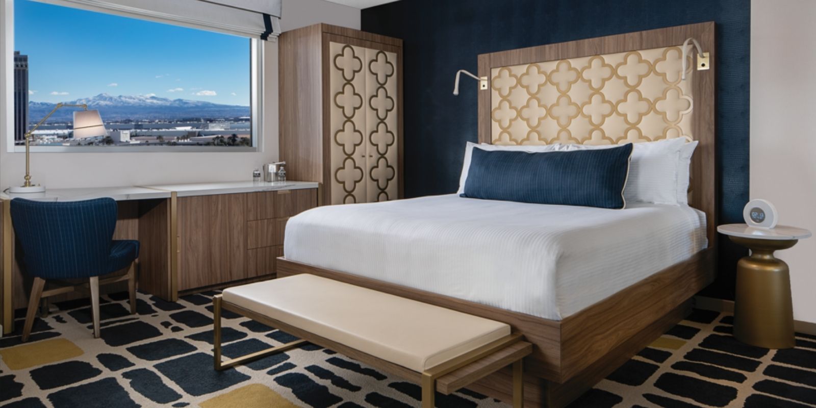 Blanca Jr Suite showing a bed
