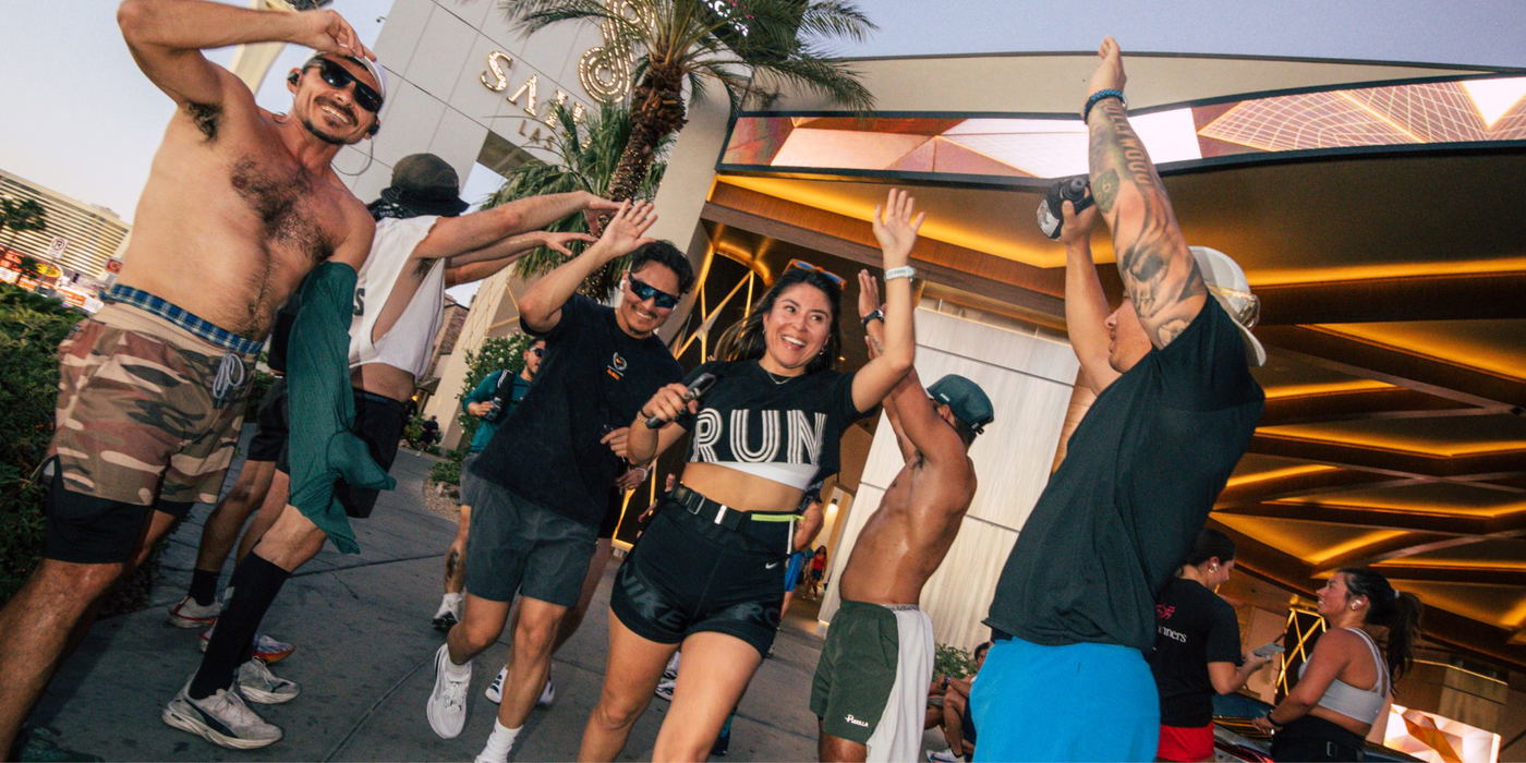 picture of runners at SAHARA